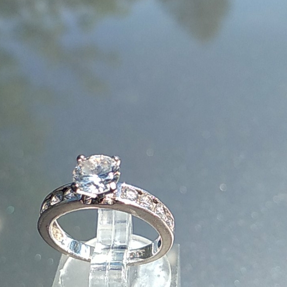 925 sterling silver clear gemstones wedding set - Picture 5 of 7